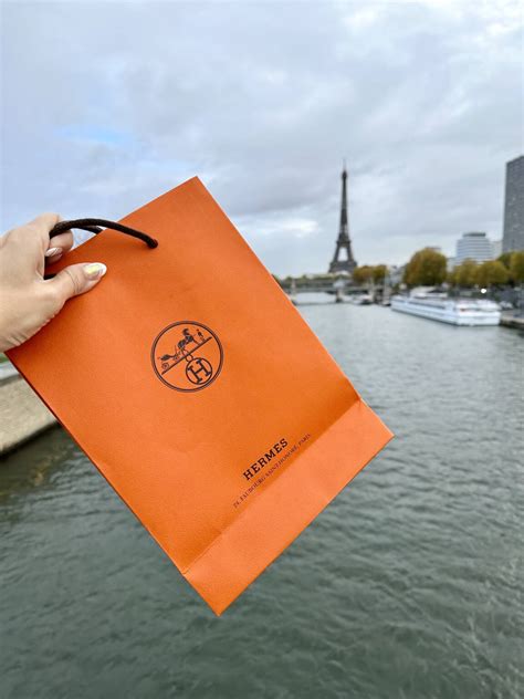 paris hermes shopper booking